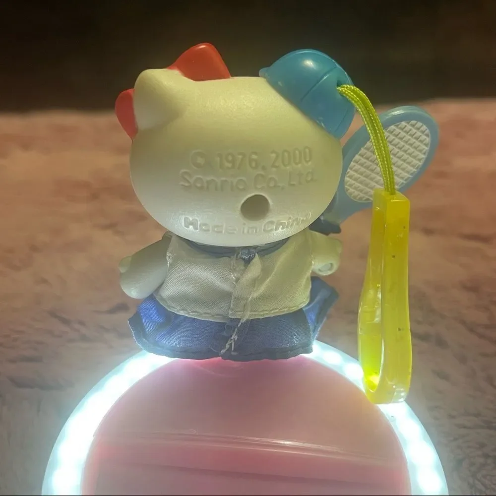 Sanrio 2000 Hello Kitty Key chain - Picture 2 of 5